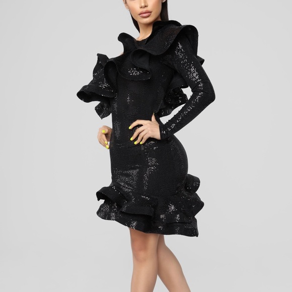 Throwin shade ruffle dress Clearance